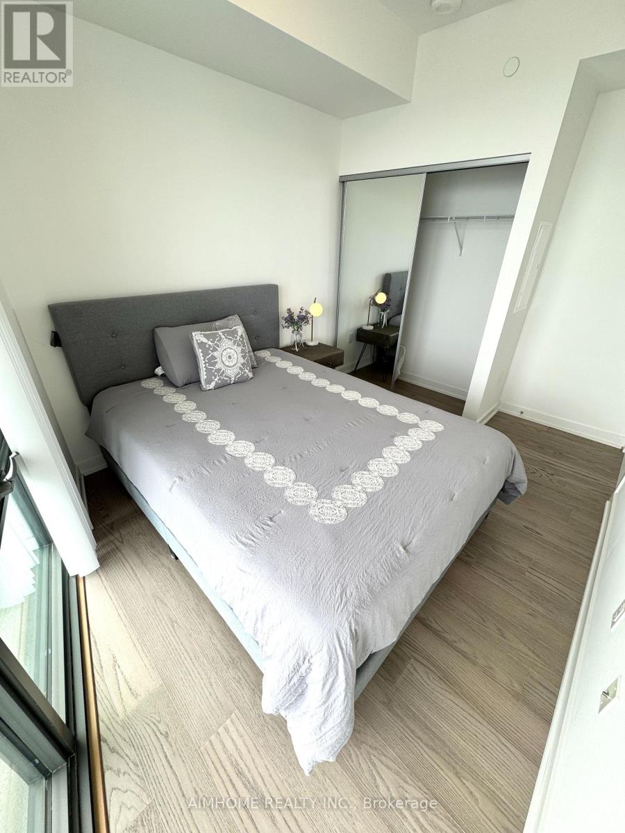 4011 - 11 Wellesley Street W, Toronto, Ontario  M4Y 0G4 - Photo 24 - C12632498