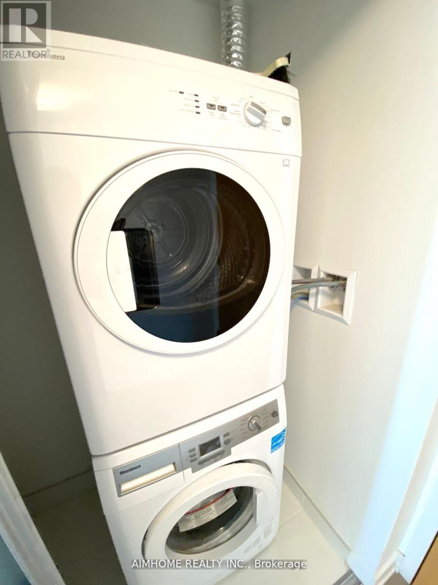 4011 - 11 Wellesley Street W, Toronto, Ontario  M4Y 0G4 - Photo 26 - C12632498