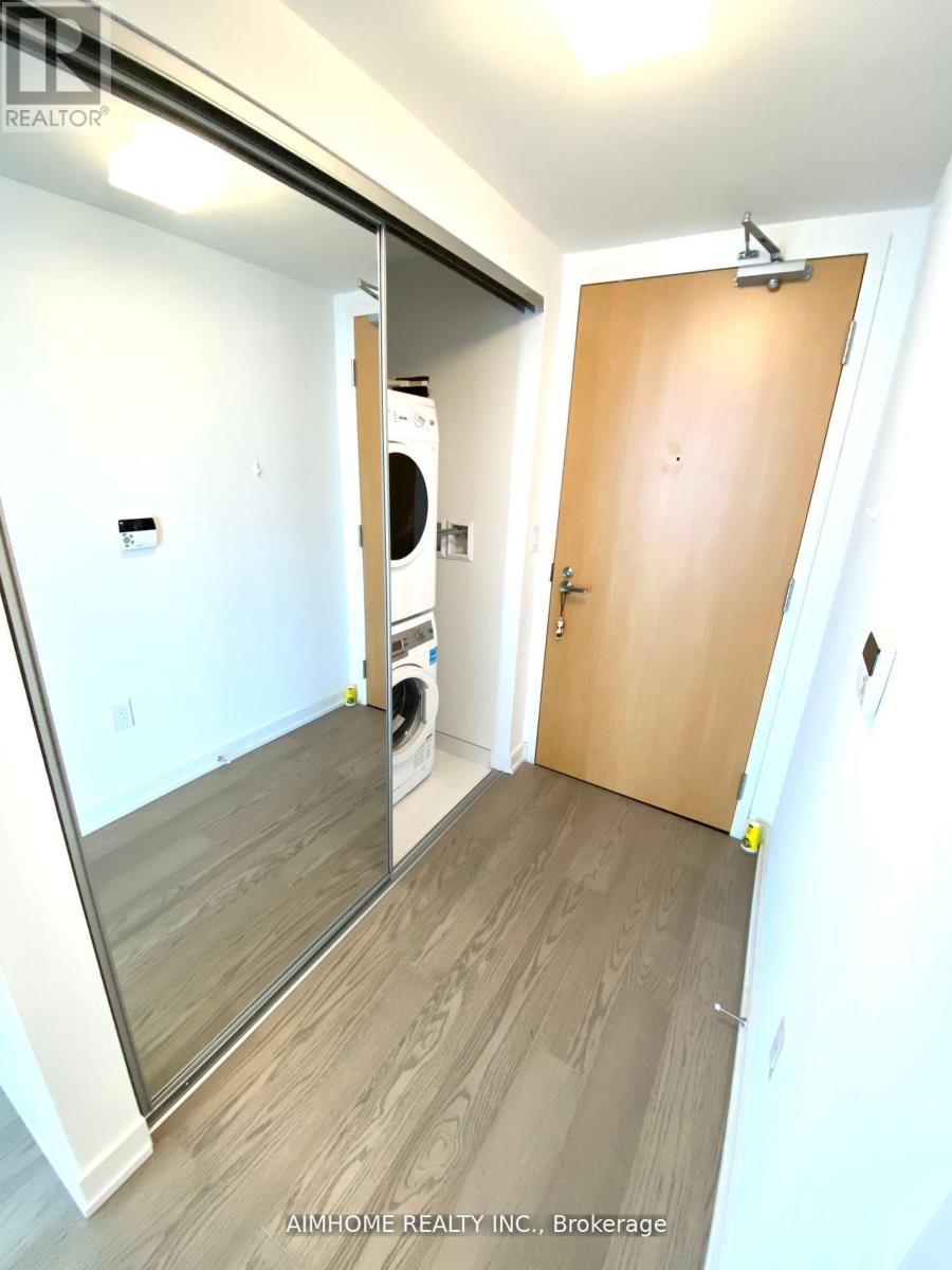 4011 - 11 Wellesley Street W, Toronto, Ontario  M4Y 0G4 - Photo 6 - C12632498