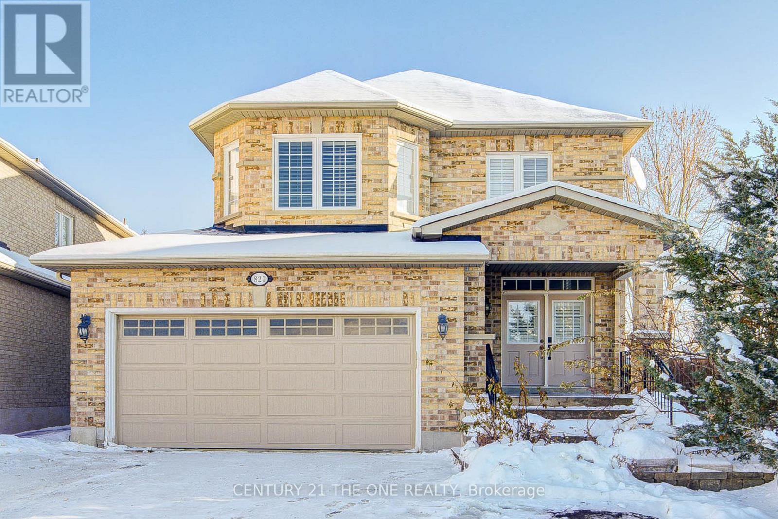 821 WALSH COURT, Newmarket, Ontario