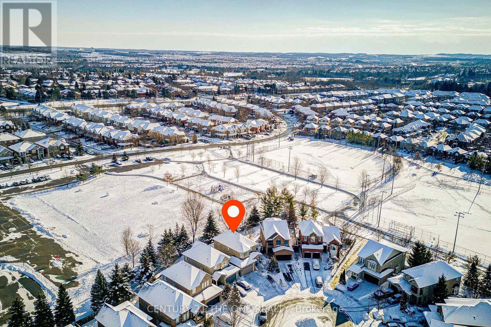 821 Walsh Court, Newmarket, Ontario  L3X 2V3 - Photo 3 - N12632506