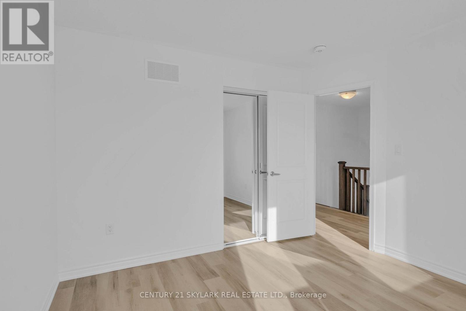 16 Ivory Road, Barrie, Ontario  L9J 0B7 - Photo 20 - S12632500