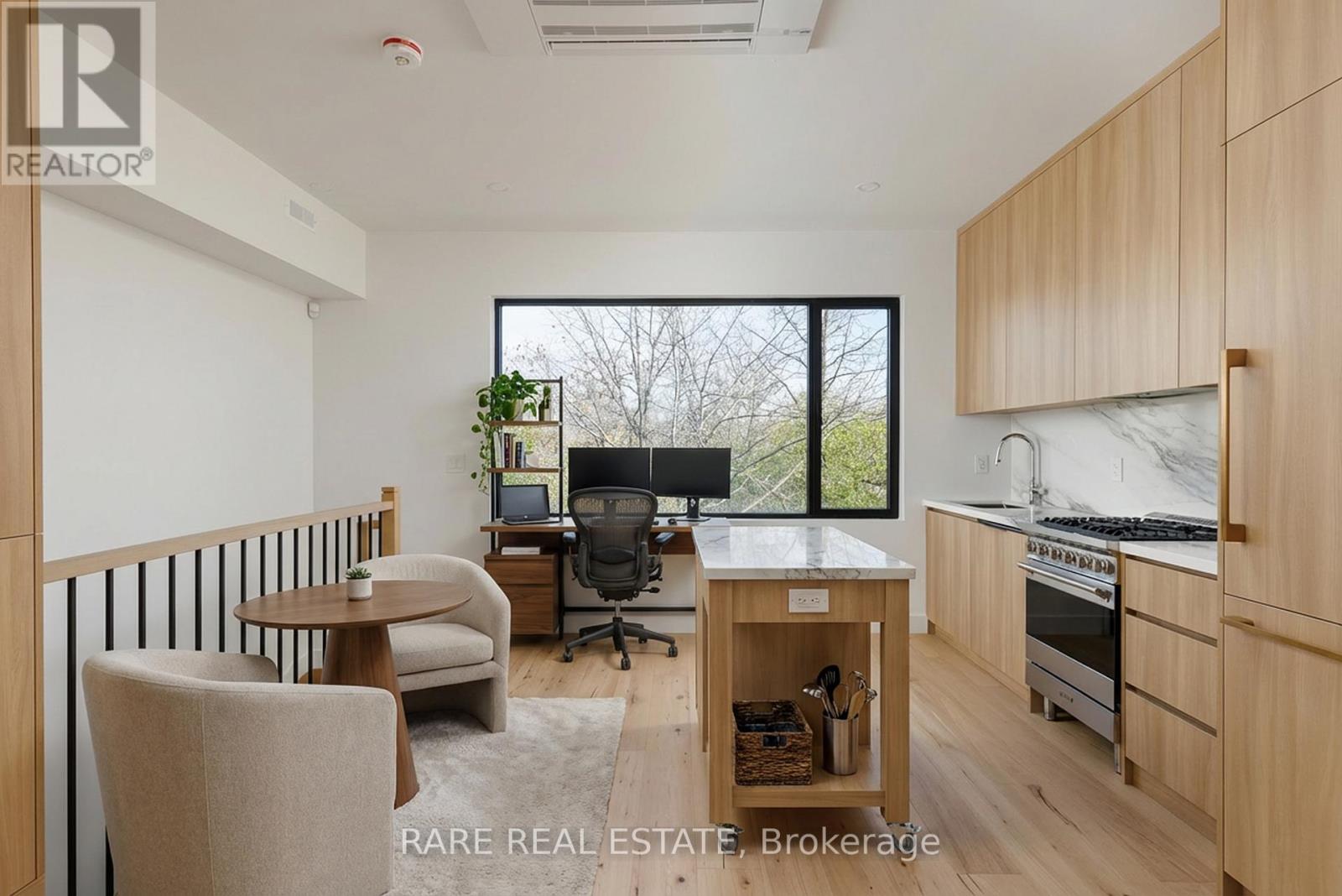 Laneway - 451 Montrose Avenue, Toronto, Ontario M6G 3H2 - Photo 7 - C12632520