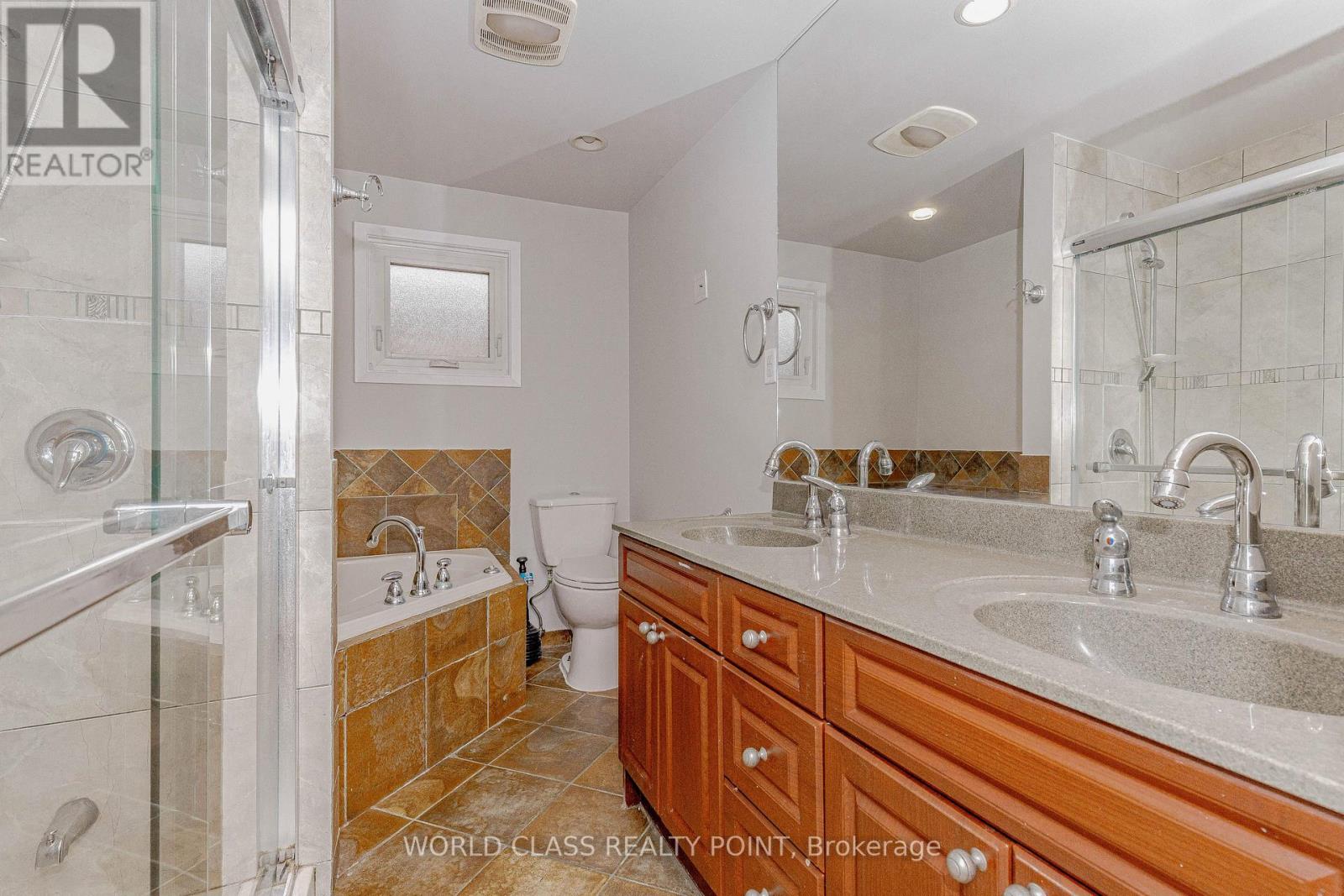 4 Dafoe Crescent, Brampton, Ontario L6Y 2L2 - Photo 18 - W12632522