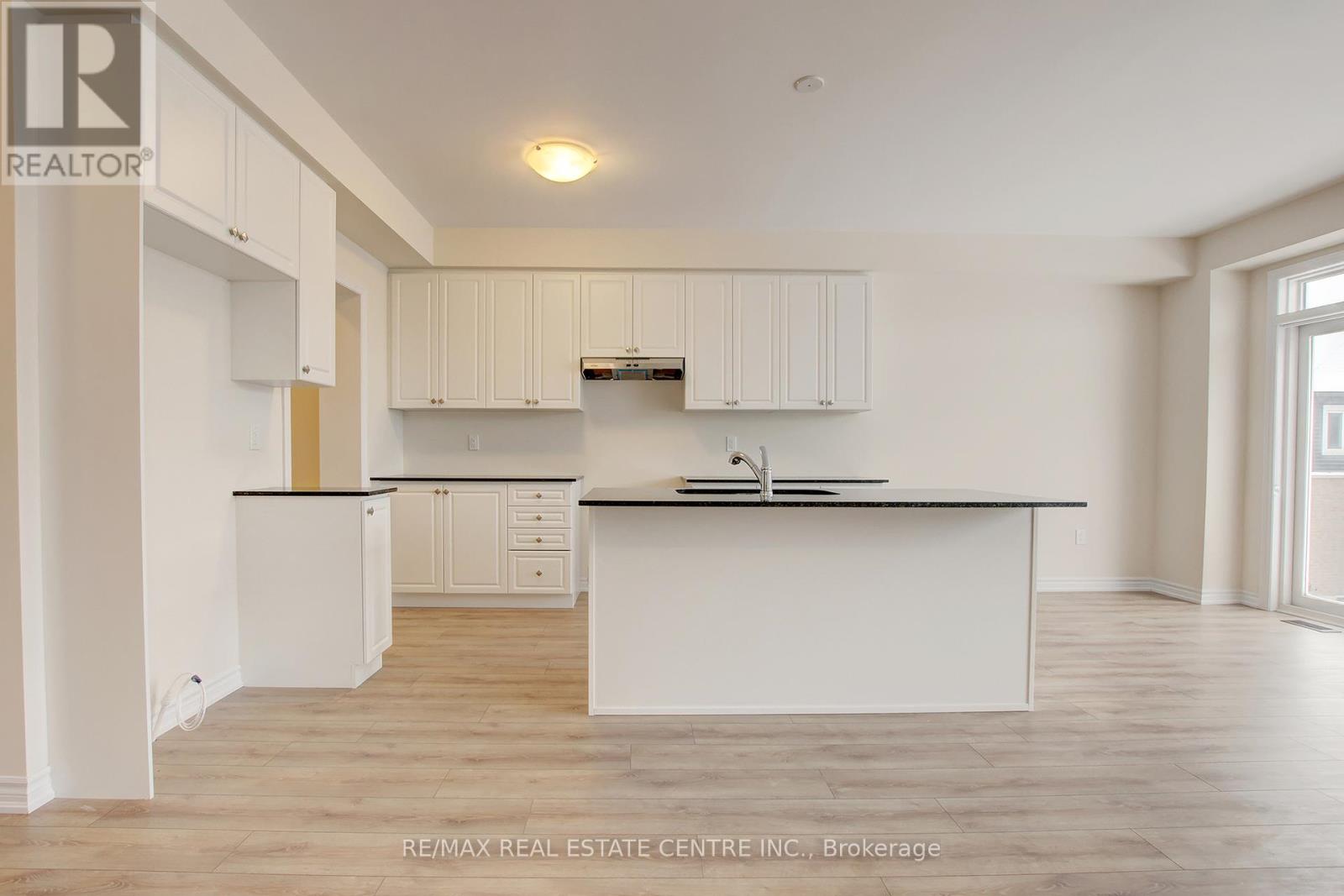 133 Gear Avenue, Erin, Ontario  N0B 1T0 - Photo 8 - X12632524