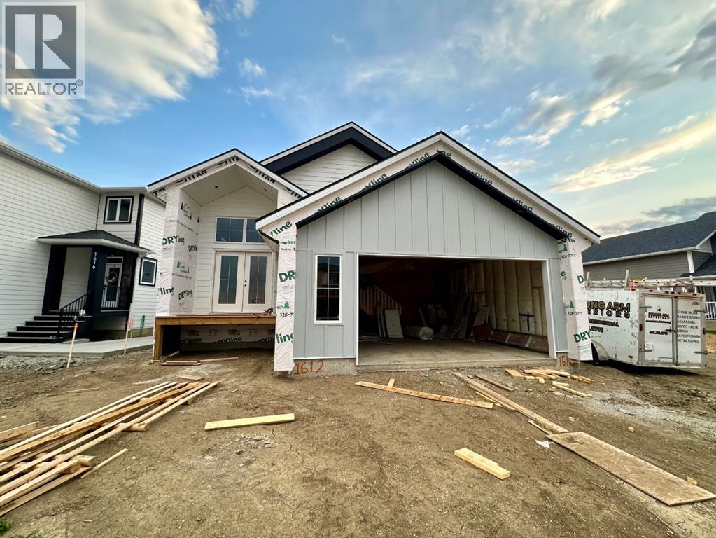 1612 Sixmile View S, Lethbridge, Alberta