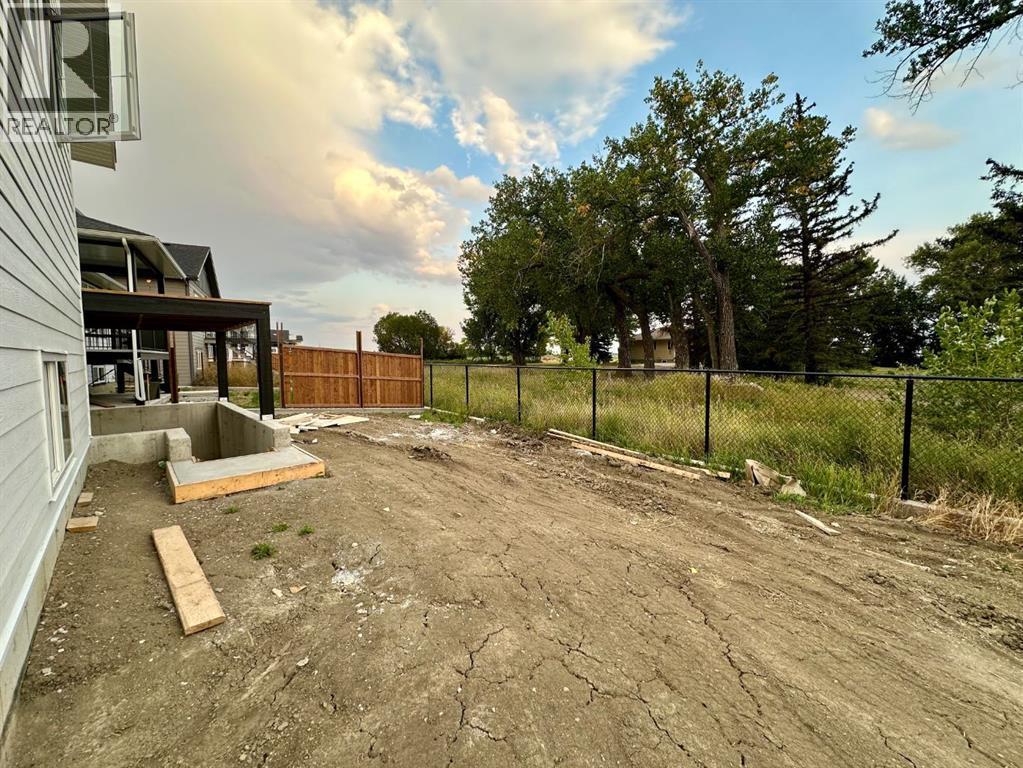 1612 Sixmile View S, Lethbridge, Alberta  T1K 8J2 - Photo 3 - A2236042