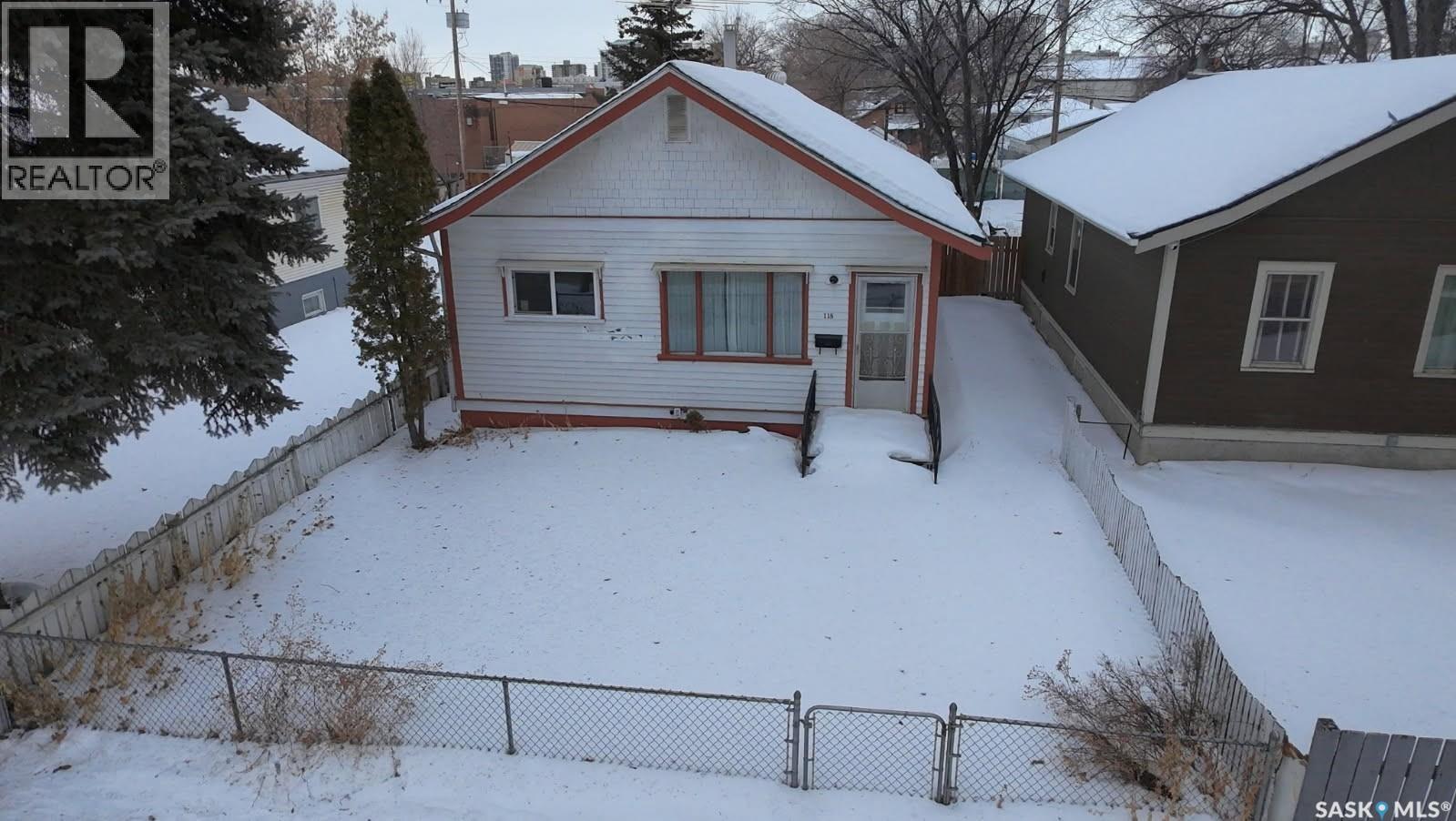 118 E Avenue S, Saskatoon, Saskatchewan  S7M 1R6 - Photo 6 - SK025615
