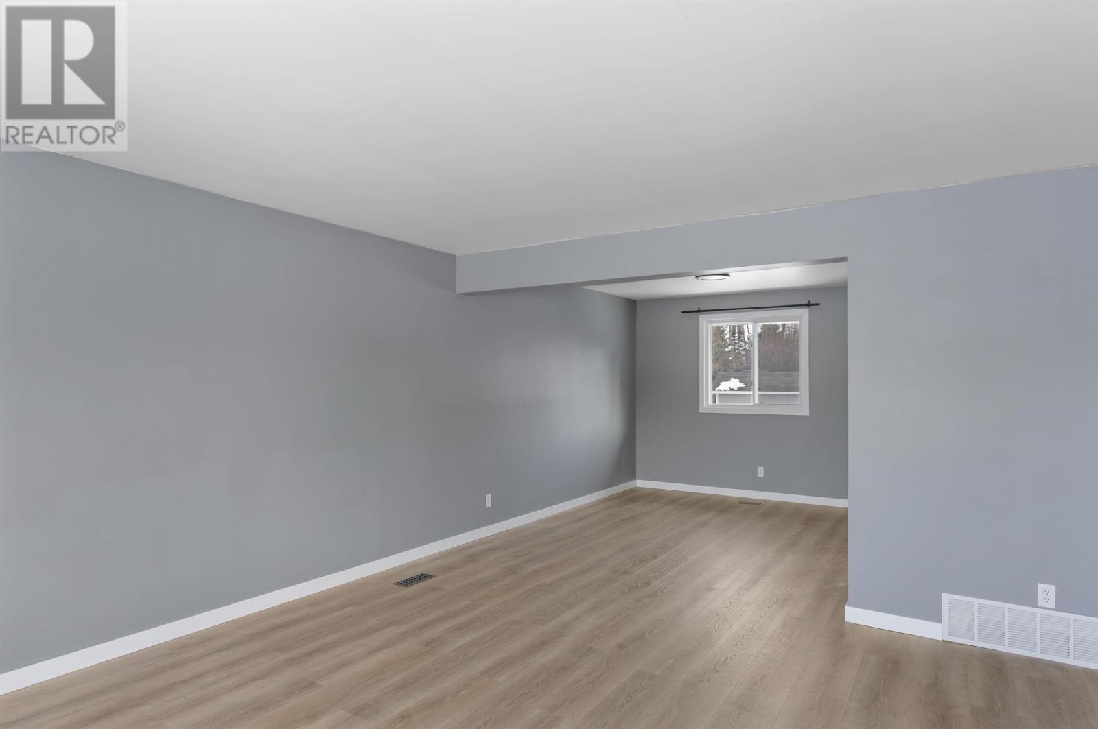 786 Moore Ave, Thunder Bay, Ontario  P7G 1G9 - Photo 6 - TB253625