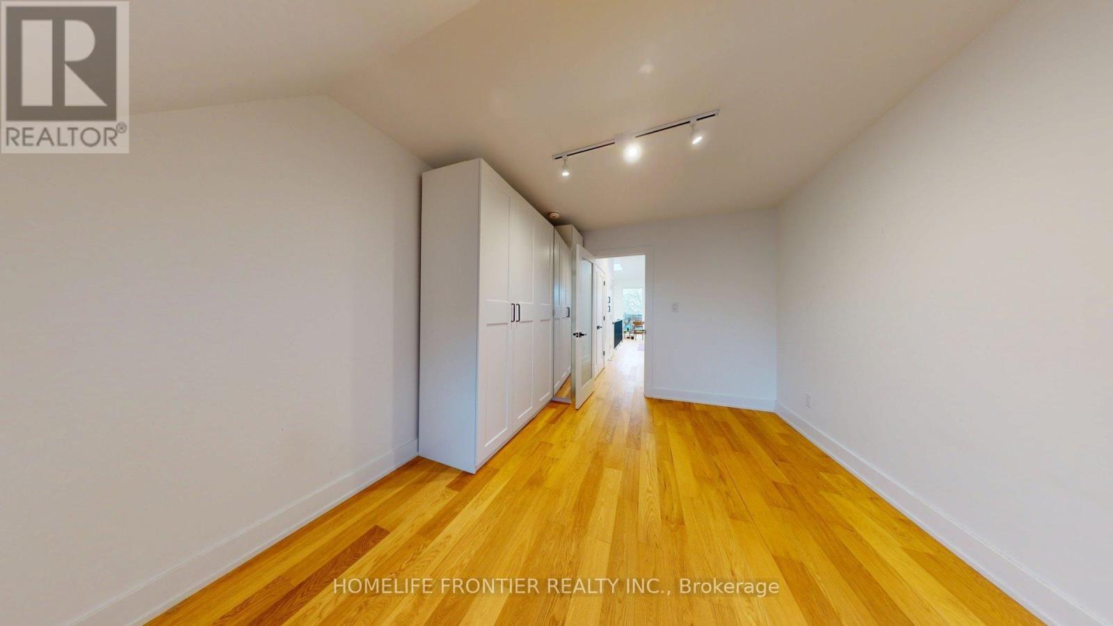 5 - 197 Hallam Street, Toronto (Dovercourt-Wallace Emerson-Junction), Ontario  M6H 1X6 - Photo 17 - W12607122