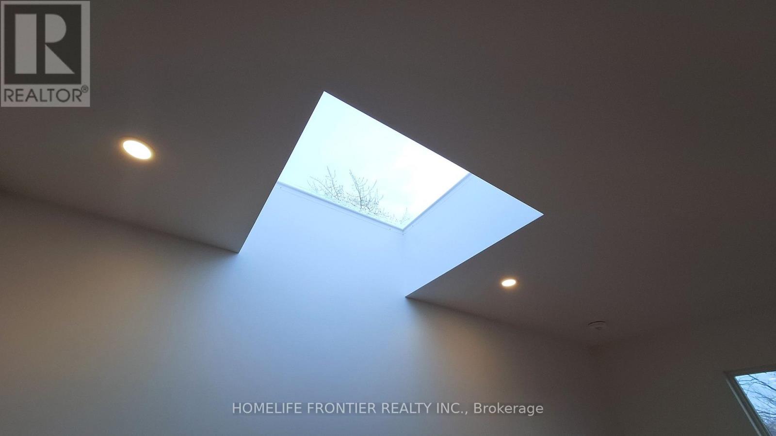 5 - 197 Hallam Street, Toronto (Dovercourt-Wallace Emerson-Junction), Ontario  M6H 1X6 - Photo 13 - W12607122