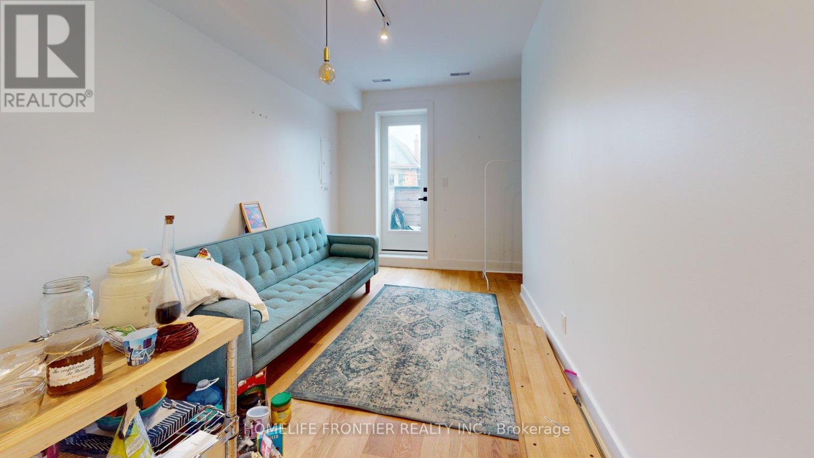 5 - 197 Hallam Street, Toronto (Dovercourt-Wallace Emerson-Junction), Ontario  M6H 1X6 - Photo 9 - W12607122