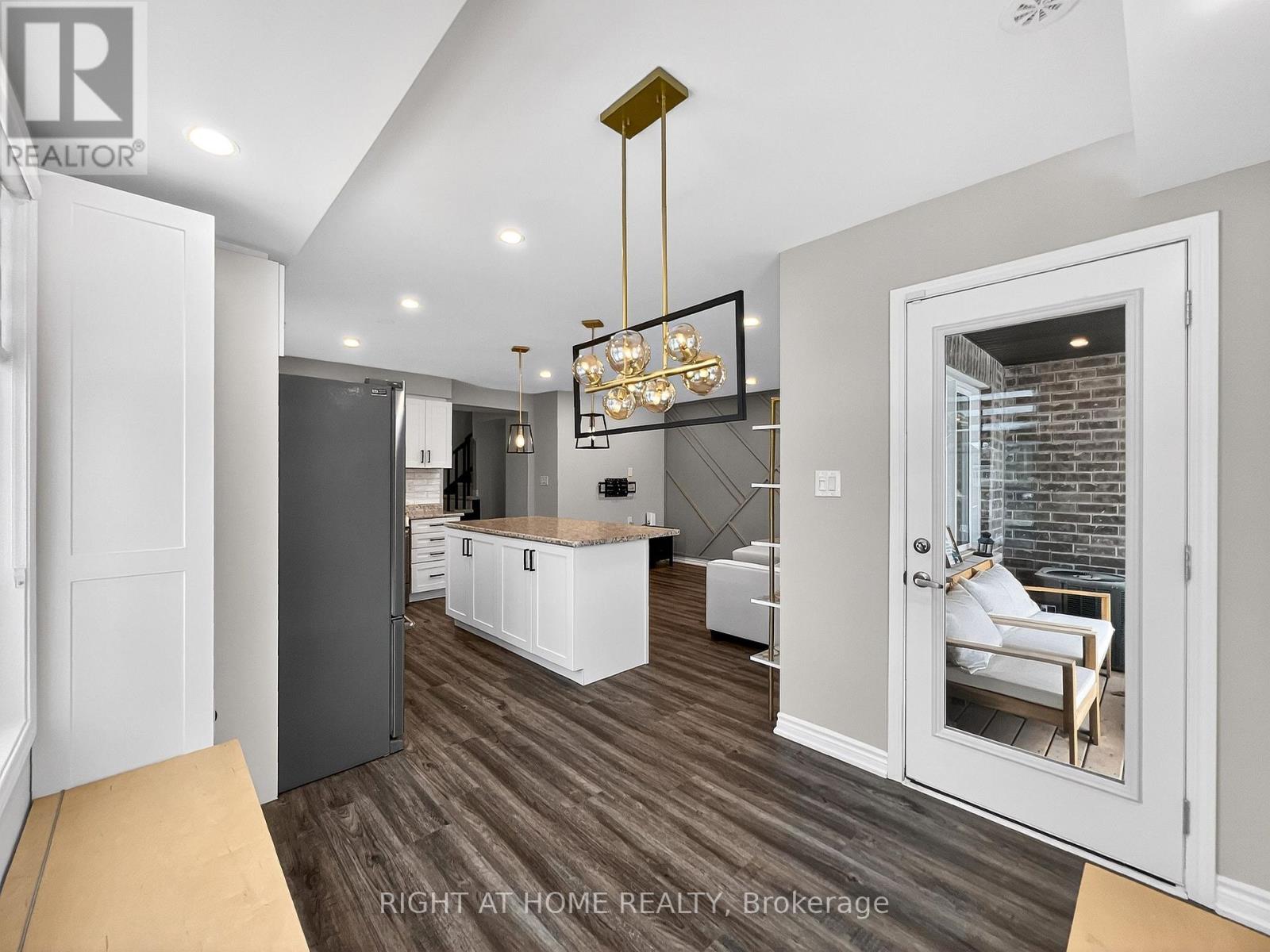 1274 Hop Place, Milton, Ontario  L9E 1S4 - Photo 19 - W12632526