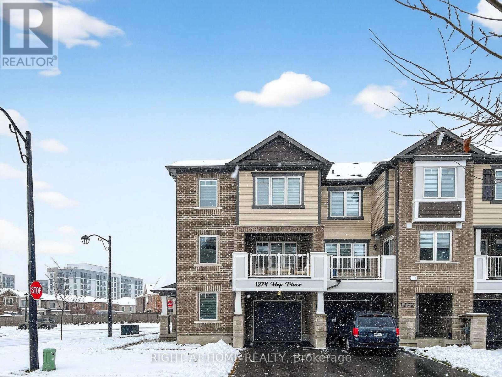 1274 Hop Place, Milton, Ontario  L9E 1S4 - Photo 2 - W12632526