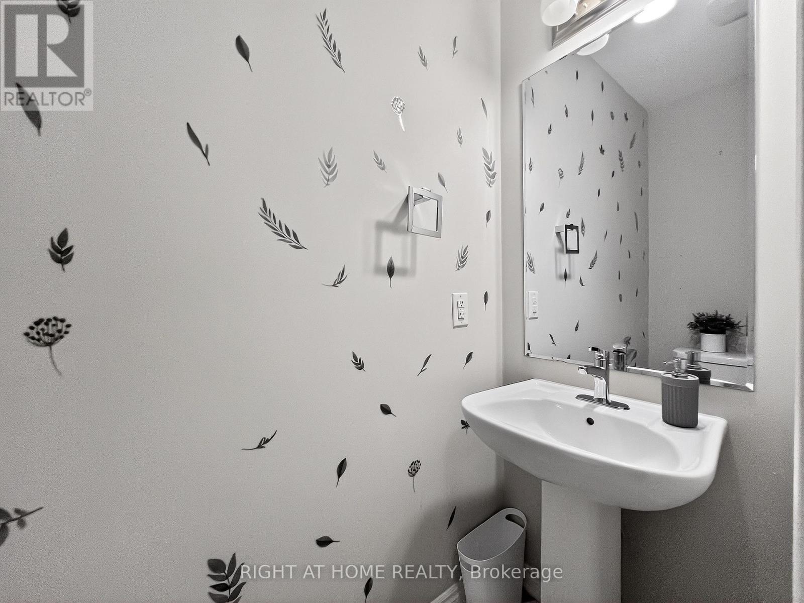 1274 Hop Place, Milton, Ontario  L9E 1S4 - Photo 22 - W12632526