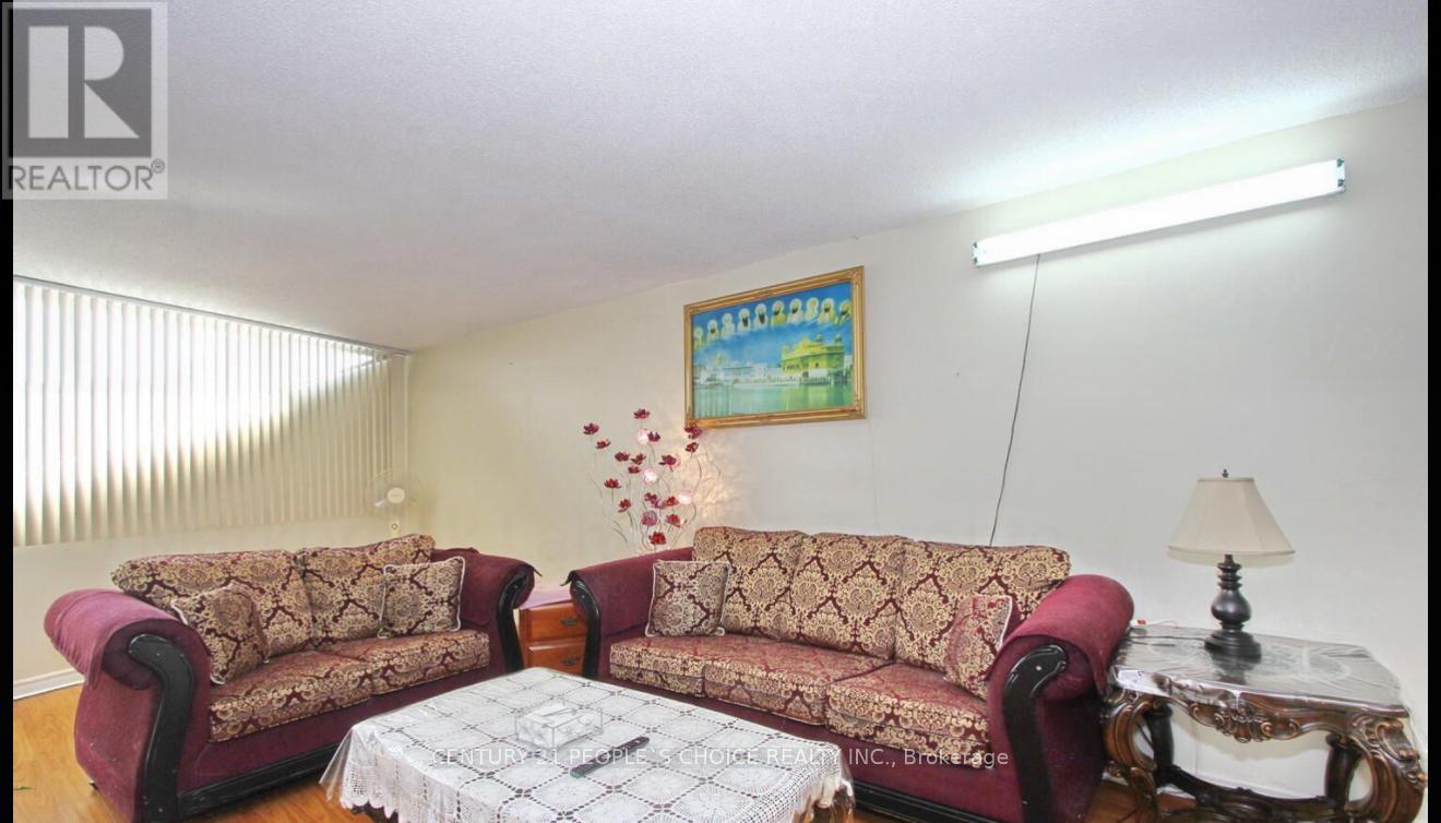 307 - 21 Markbrook Lane, Toronto (Mount Olive-Silverstone-Jamestown), Ontario  M9V 5E4 - Photo 5 - W12588818