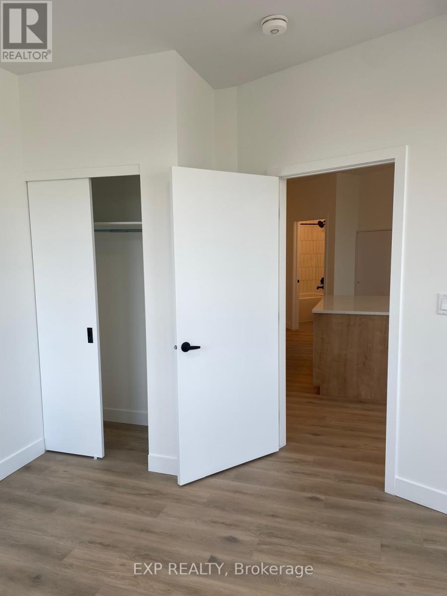 212 - 1600 James Naismith Drive, Ottawa, Ontario  K1B 5N8 - Photo 12 - X12564164