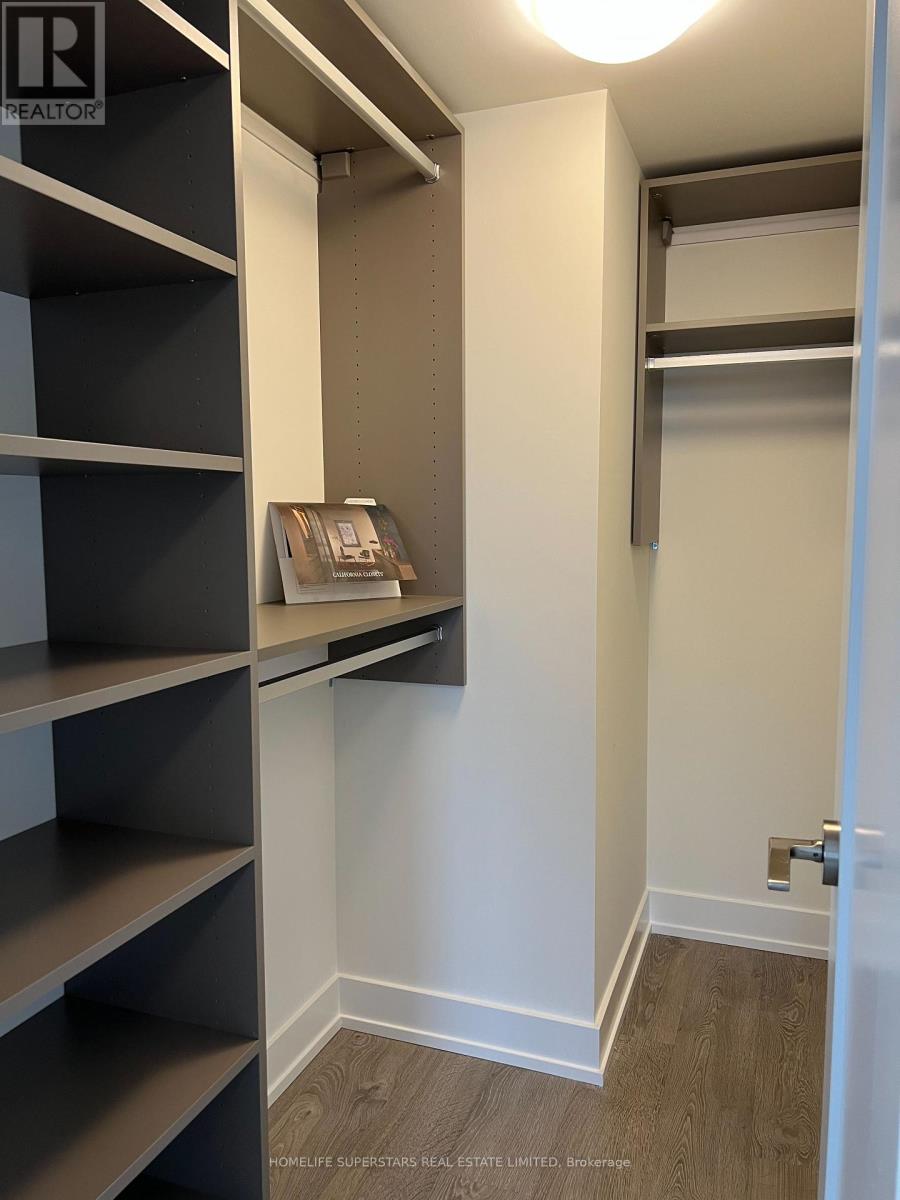 2135 - 5 Mabelle Avenue, Toronto, Ontario  M9A 4Y1 - Photo 11 - W12632546