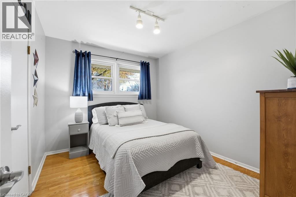 11 Kensington Avenue, Kitchener, Ontario  N2B 1J5 - Photo 9 - 40792056