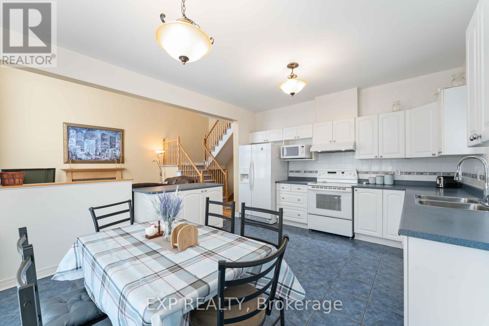 118 Finn Court, Ottawa, Ontario K1V 2C8 - Photo 14 - X12416732