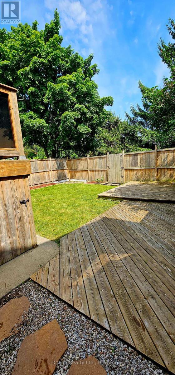 12 Simmons Boulevard, Brampton (Madoc), Ontario  L6V 3V5 - Photo 32 - W12507554