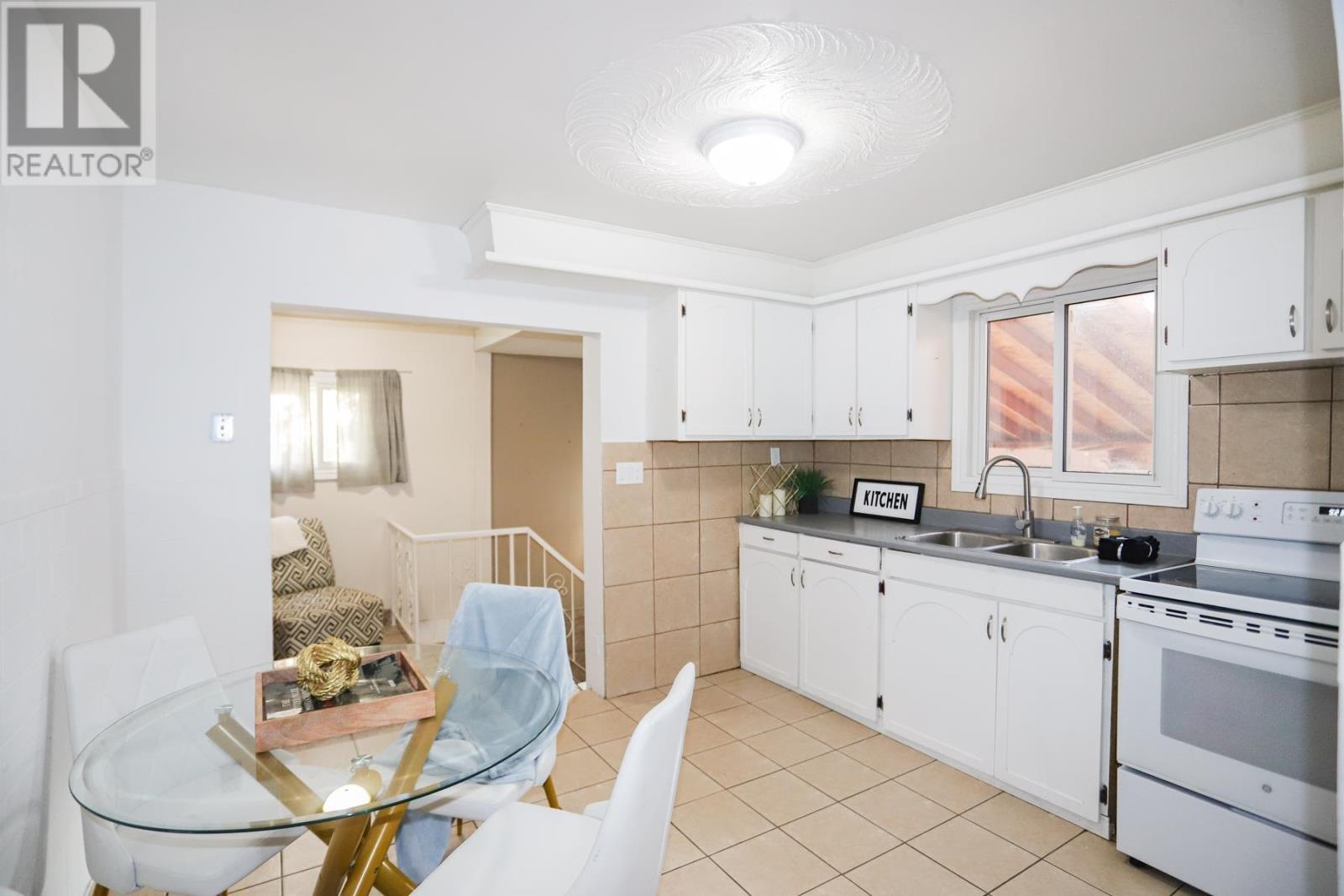 22 Lloyd St, Sault Ste. Marie, Ontario  P6C 3X8 - Photo 15 - SM253321