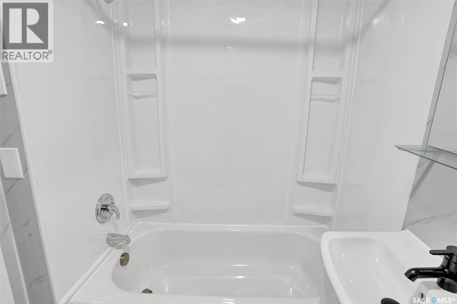 1668 Ottawa Street, Regina, Saskatchewan S4P 1N9 - Photo 15 - SK017720