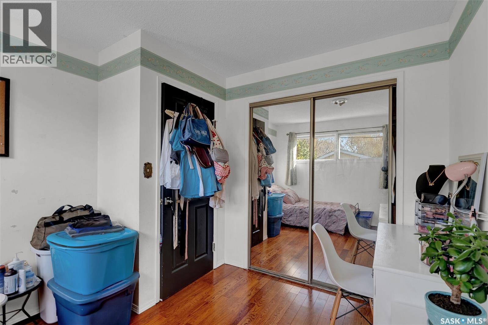 1456 Connaught Street, Regina, Saskatchewan S4T 4S9 - Photo 14 - SK022397