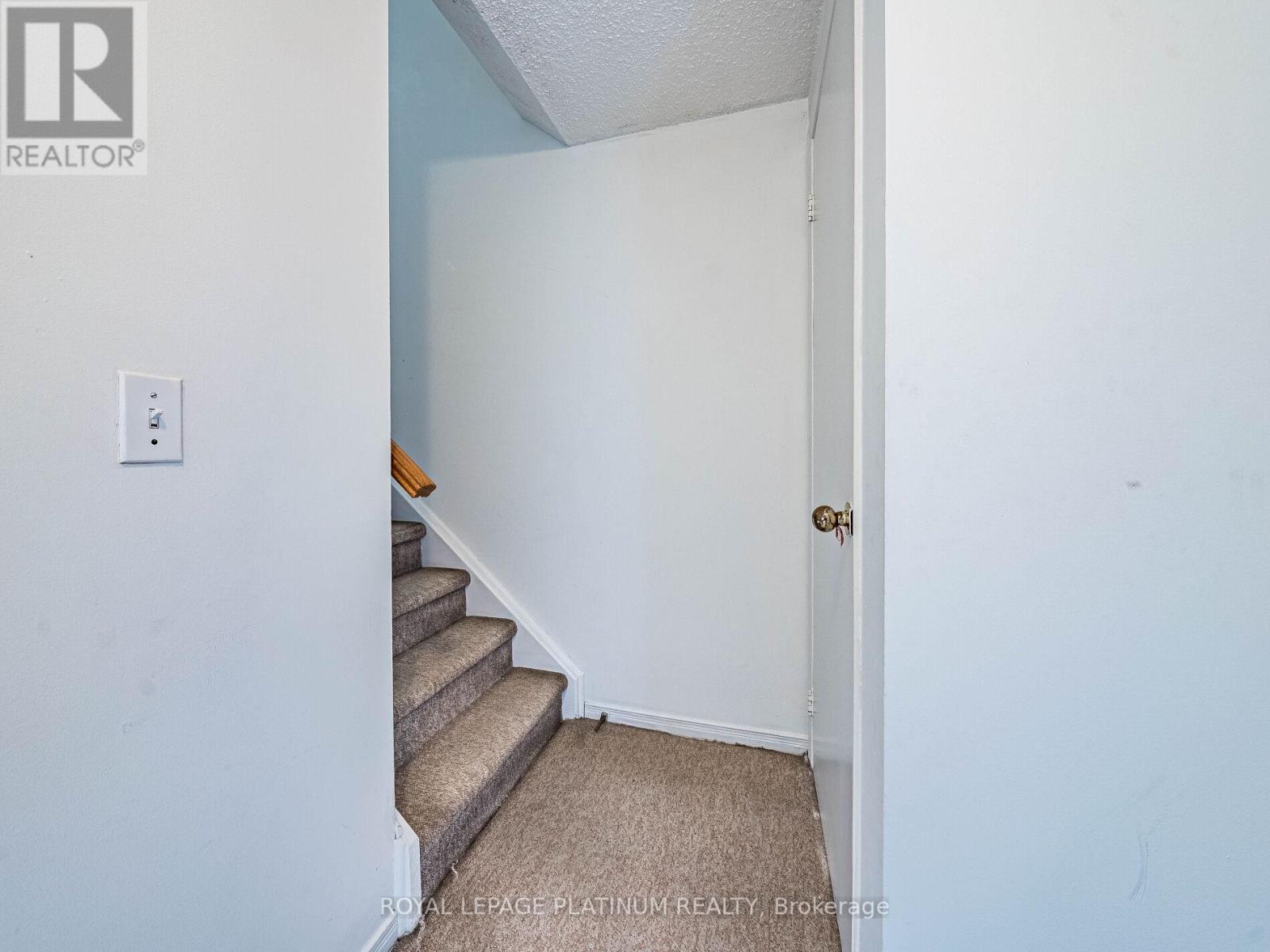 14 Wallingford Court, Brampton, Ontario  L6Y 4V7 - Photo 20 - W12630986