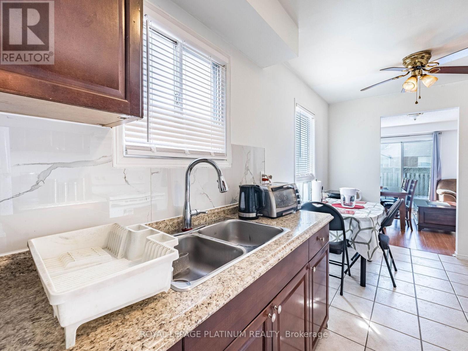 14 Wallingford Court, Brampton, Ontario  L6Y 4V7 - Photo 17 - W12630986