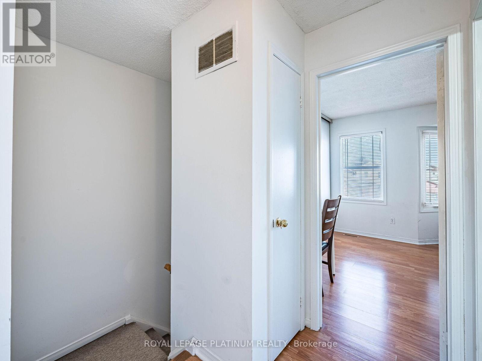 14 Wallingford Court, Brampton, Ontario  L6Y 4V7 - Photo 21 - W12630986