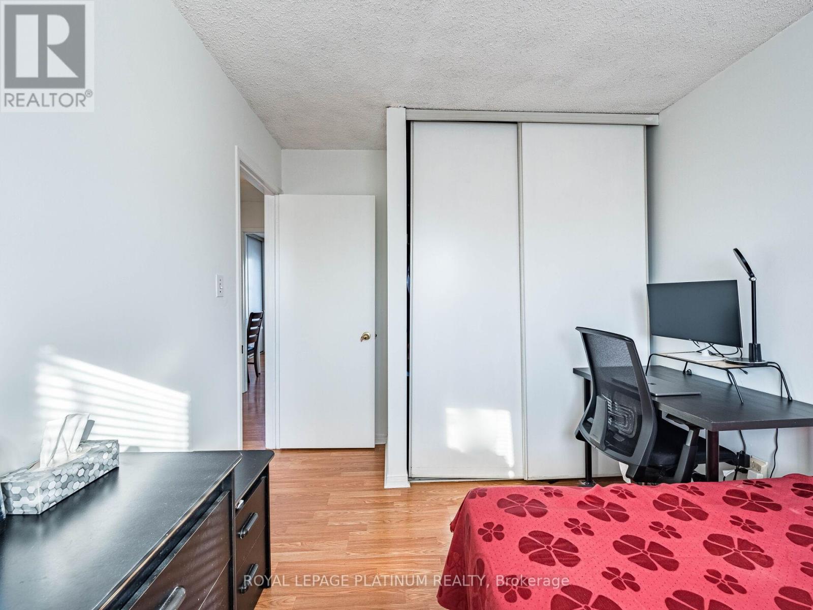 14 Wallingford Court, Brampton, Ontario  L6Y 4V7 - Photo 28 - W12630986