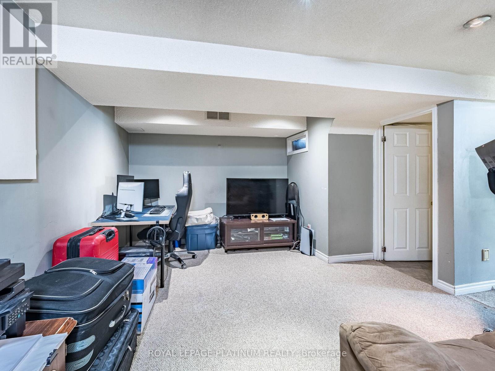 14 Wallingford Court, Brampton, Ontario  L6Y 4V7 - Photo 36 - W12630986