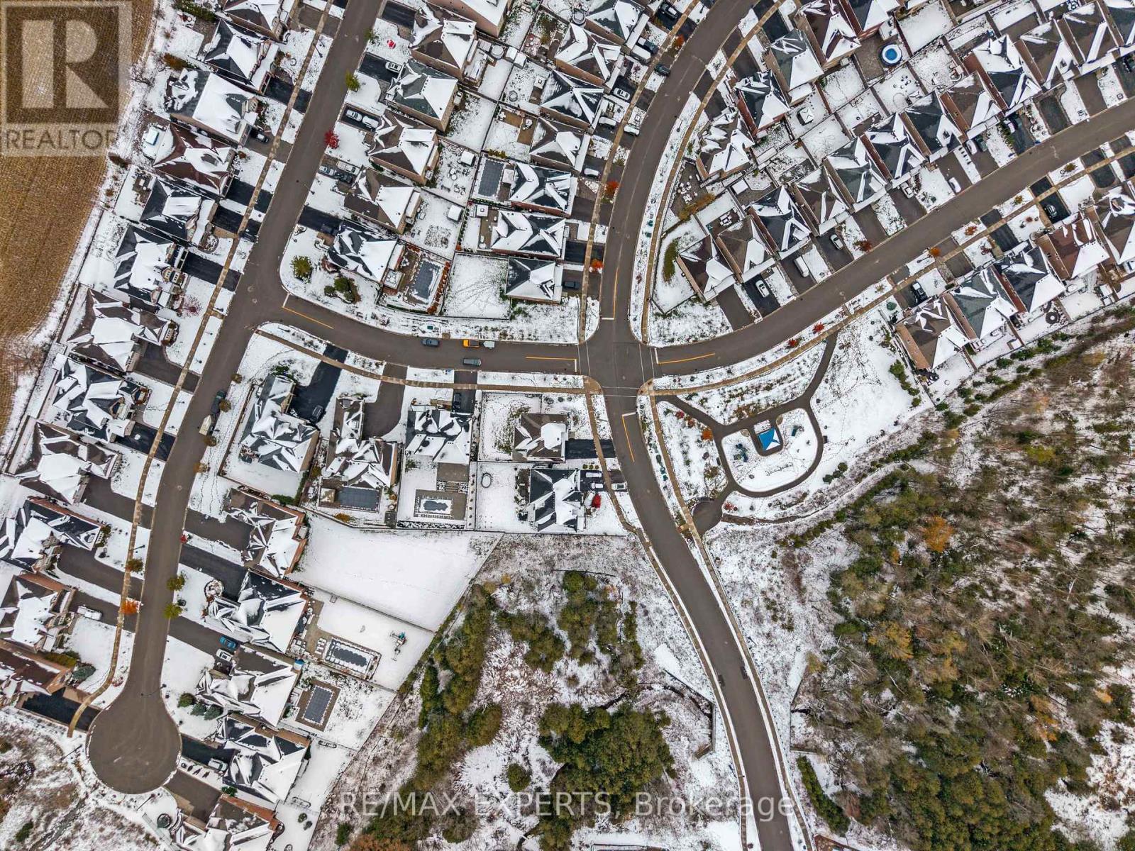 16 Vivian Creek Road, East Gwillimbury, Ontario  L0G 1M0 - Photo 46 - N12542938