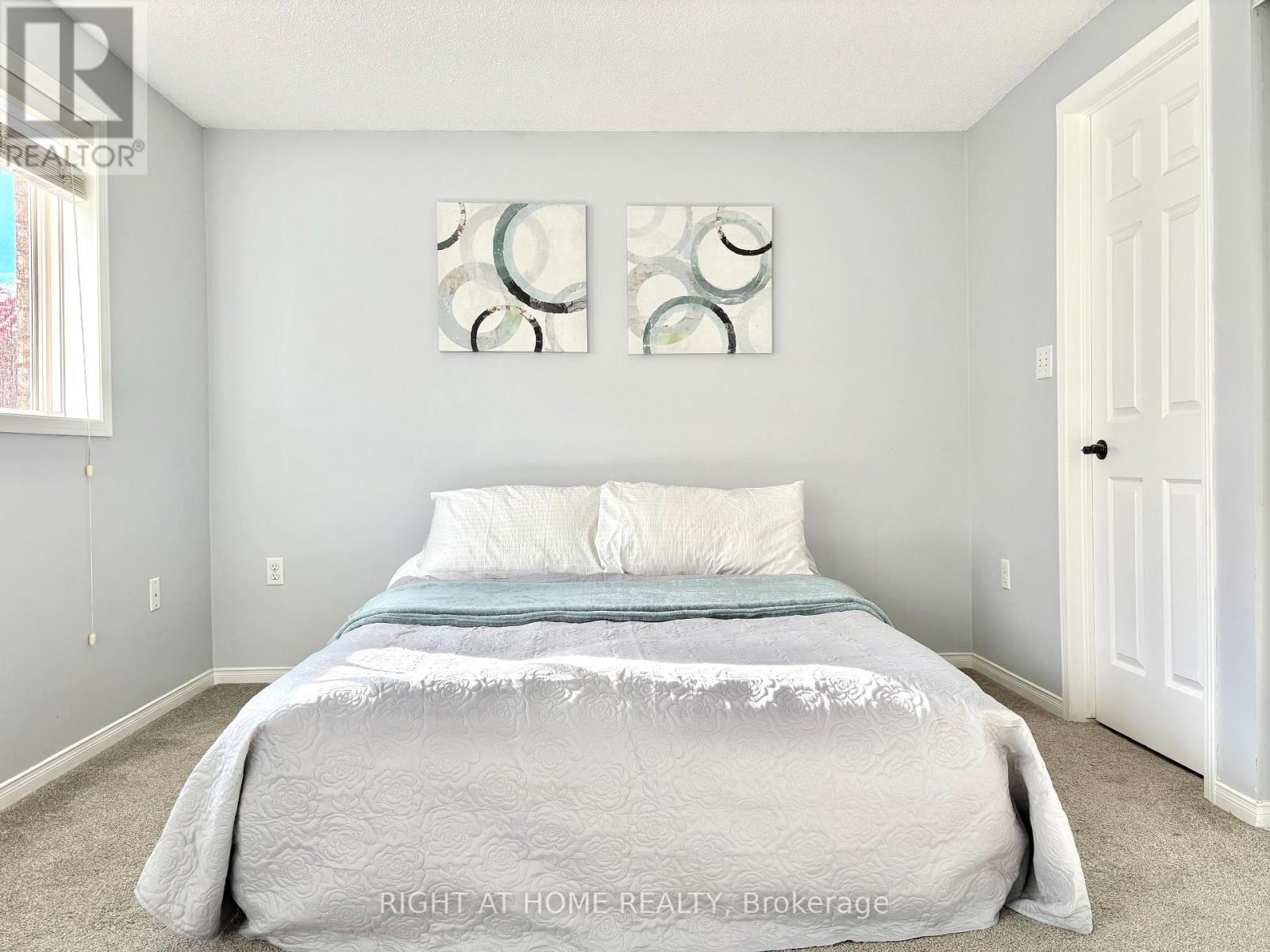 181 Columbia Road, Barrie (Holly), Ontario  L4N 8E2 - Photo 8 - S12632570