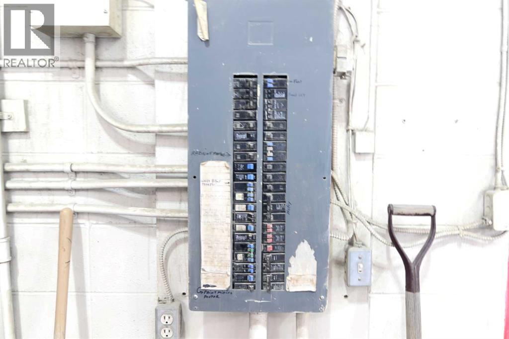 Bays 4-5, 7419 50 Avenue, Red Deer, Alberta T4P 1M5 - Photo 12 - A2191126