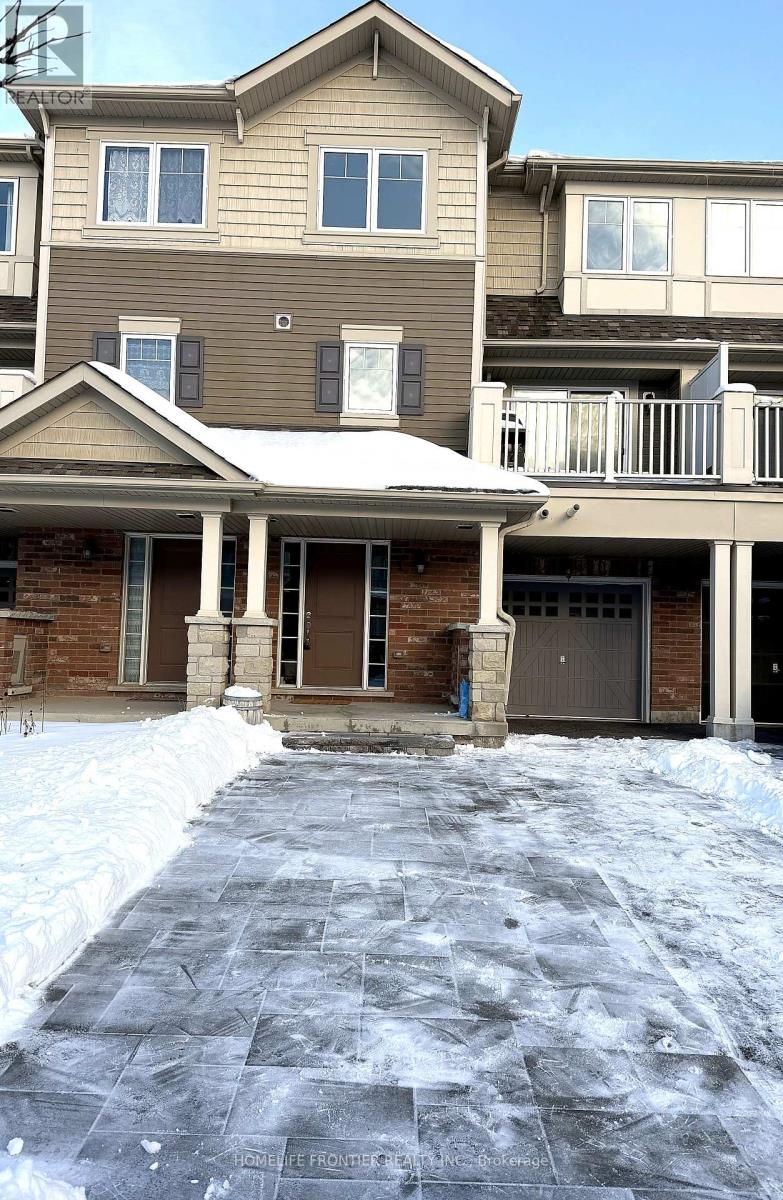 46 Artania Street, Oshawa, Ontario  L1L 0E7 - Photo 3 - E12607184