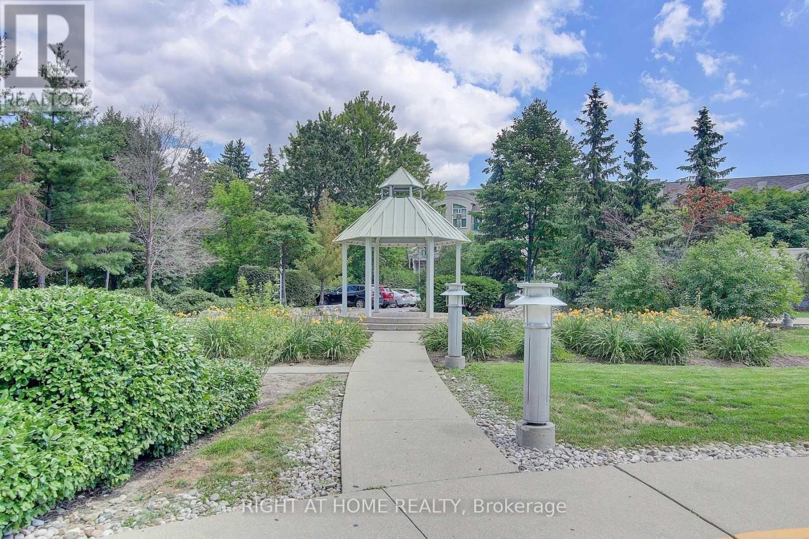 1301 - 60 Byng Avenue, Toronto (Willowdale East), Ontario  M2N 7K3 - Photo 11 - C12632586