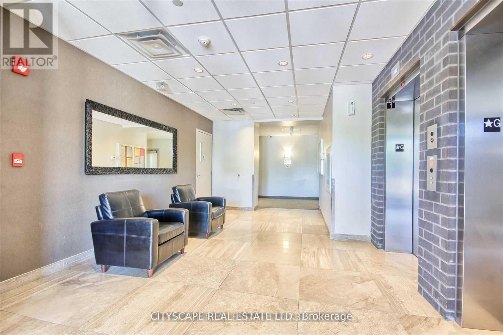 406 - 7400 Markham Road, Markham, Ontario  L3S 0C5 - Photo 2 - N12632584