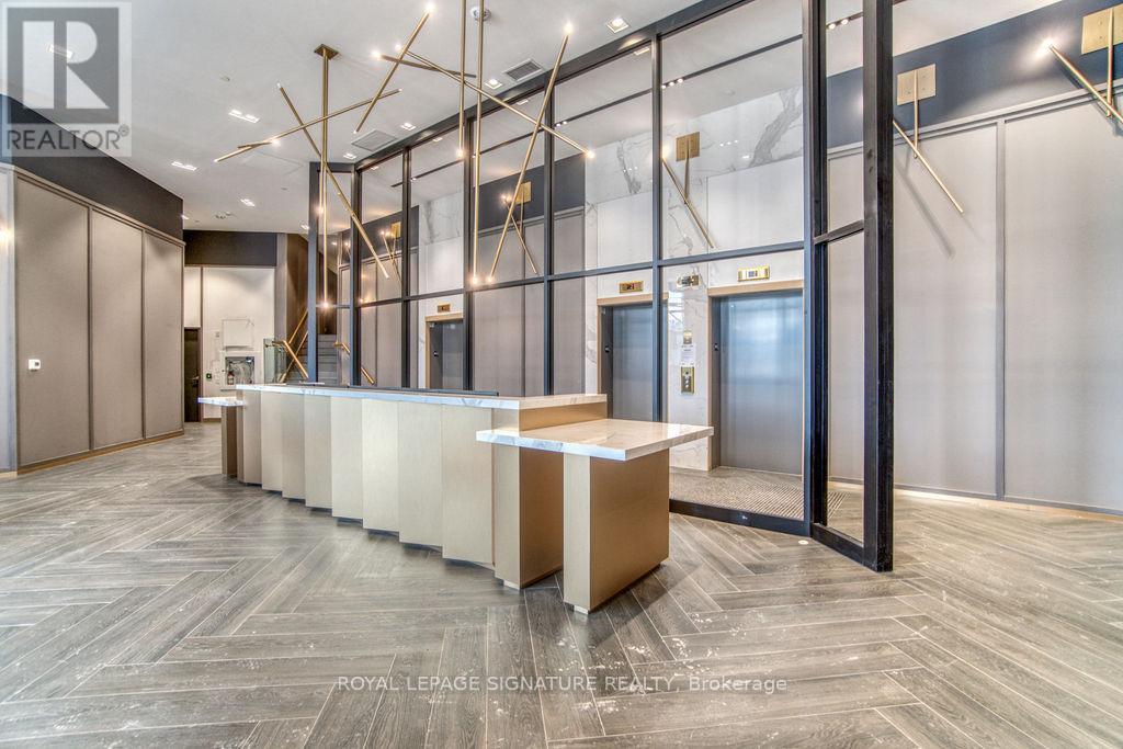 159 - 405 Dundas Street W, Oakville (Go Glenorchy), Ontario  L6M 5P9 - Photo 2 - W12632588