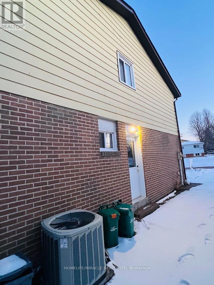 32a Crossley Drive, Port Hope, Ontario  L1A 3T4 - Photo 29 - X12632596