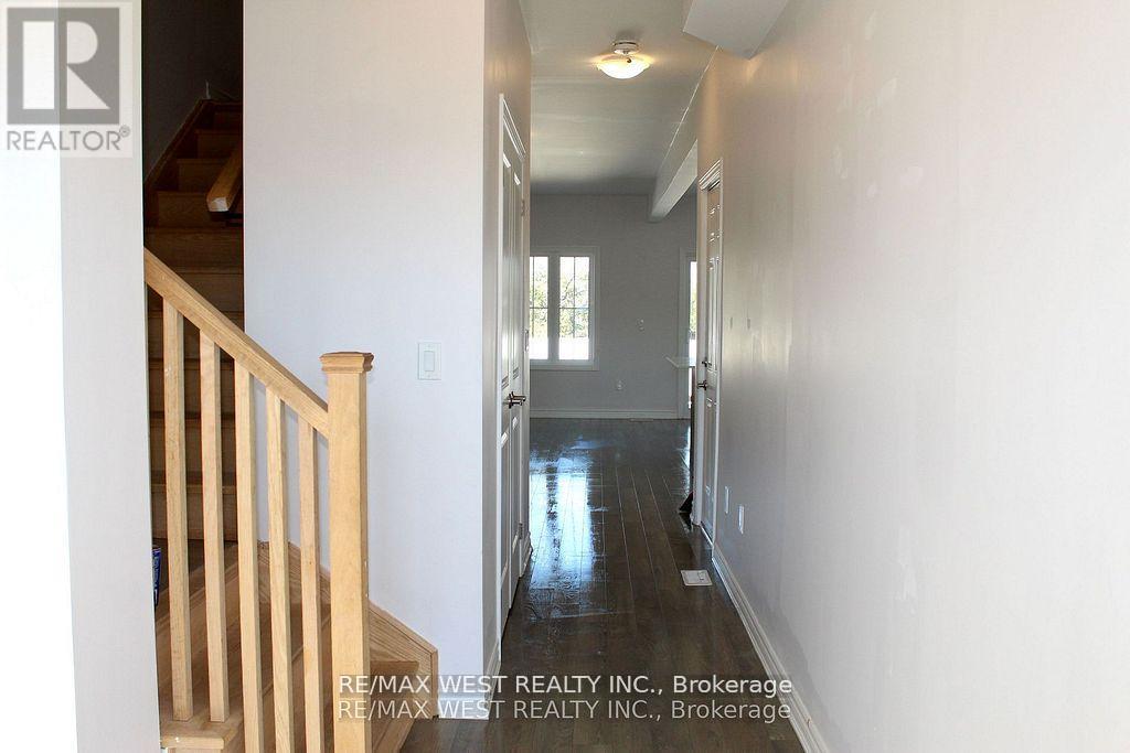 26 Glacier Crescent, Belleville, Ontario  K8N 0T7 - Photo 4 - X12632598