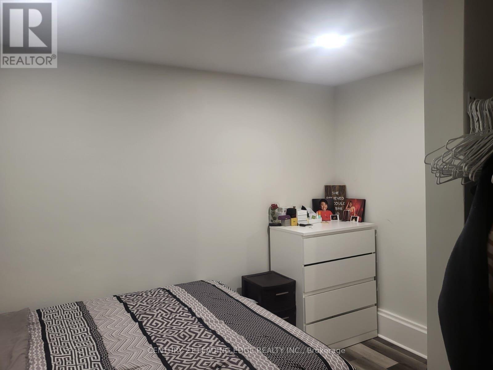 316-318 Front Street, Belleville, Ontario  K8N 2Z2 - Photo 10 - X12632600