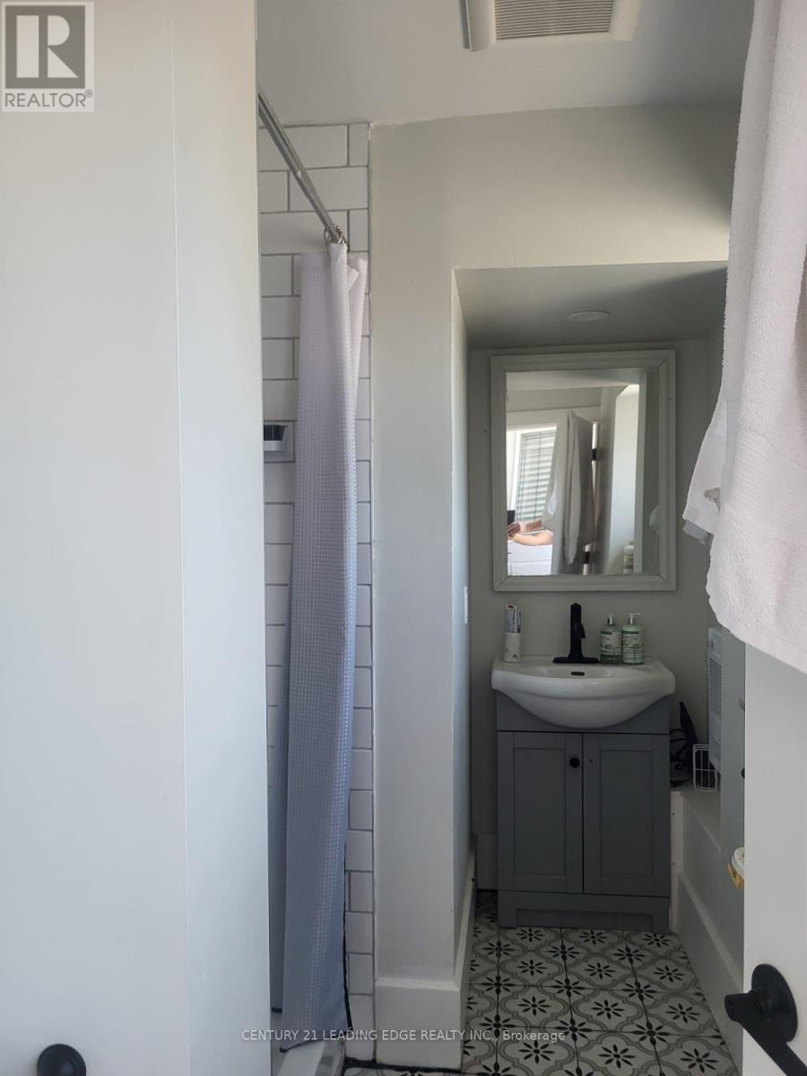 316-318 Front Street, Belleville, Ontario  K8N 2Z2 - Photo 11 - X12632600