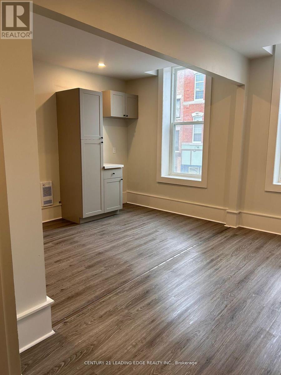 316-318 Front Street, Belleville, Ontario  K8N 2Z2 - Photo 14 - X12632600