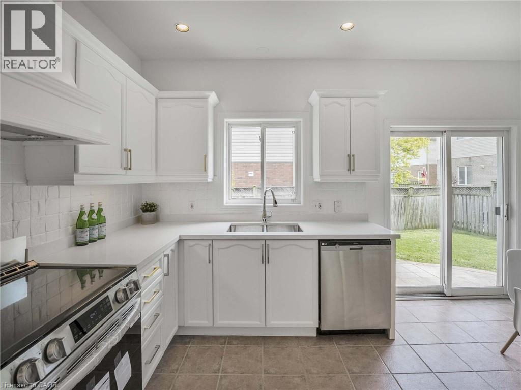 5228 Garland Crescent, Burlington, Ontario  L7L 7K9 - Photo 19 - 40792307