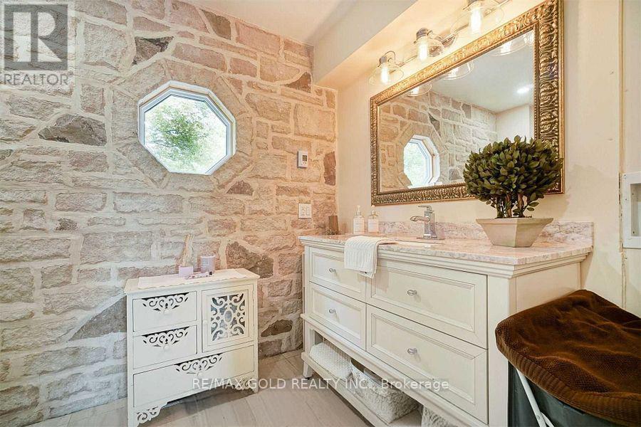 64312 Dufferin County Road, East Garafraxa, Ontario  L9W 7J5 - Photo 3 - X12630802