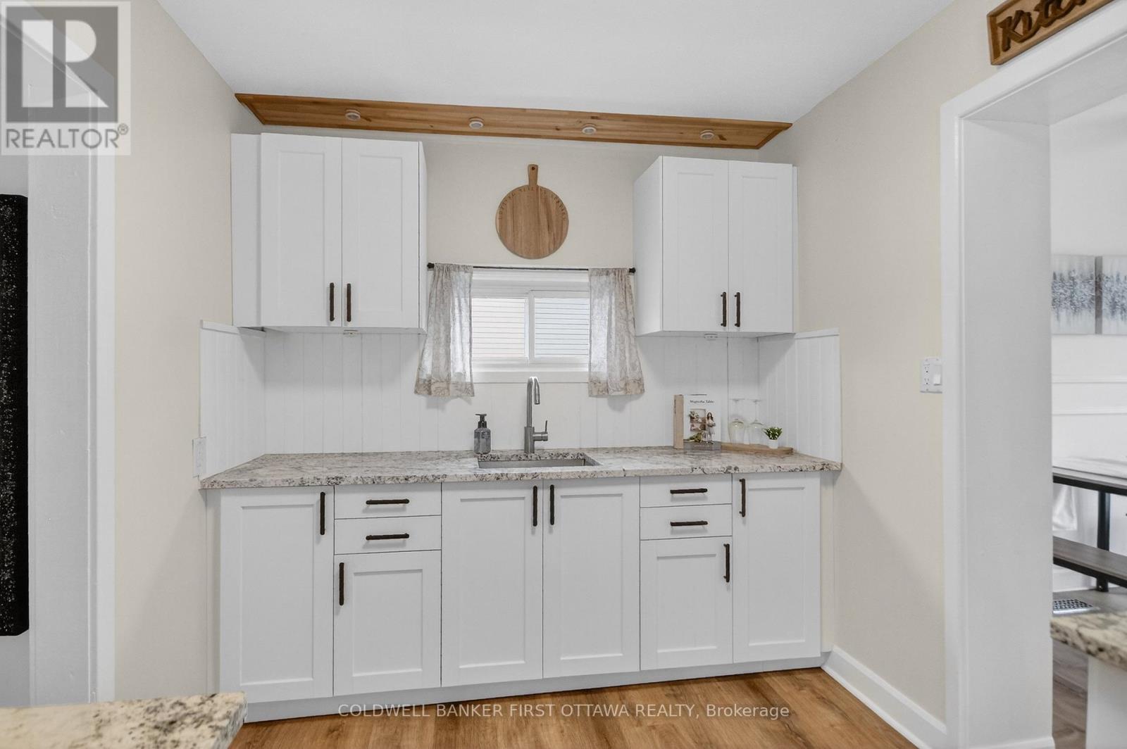 8712 Bank Street, Ottawa, Ontario  K0A 3J0 - Photo 8 - X12632606