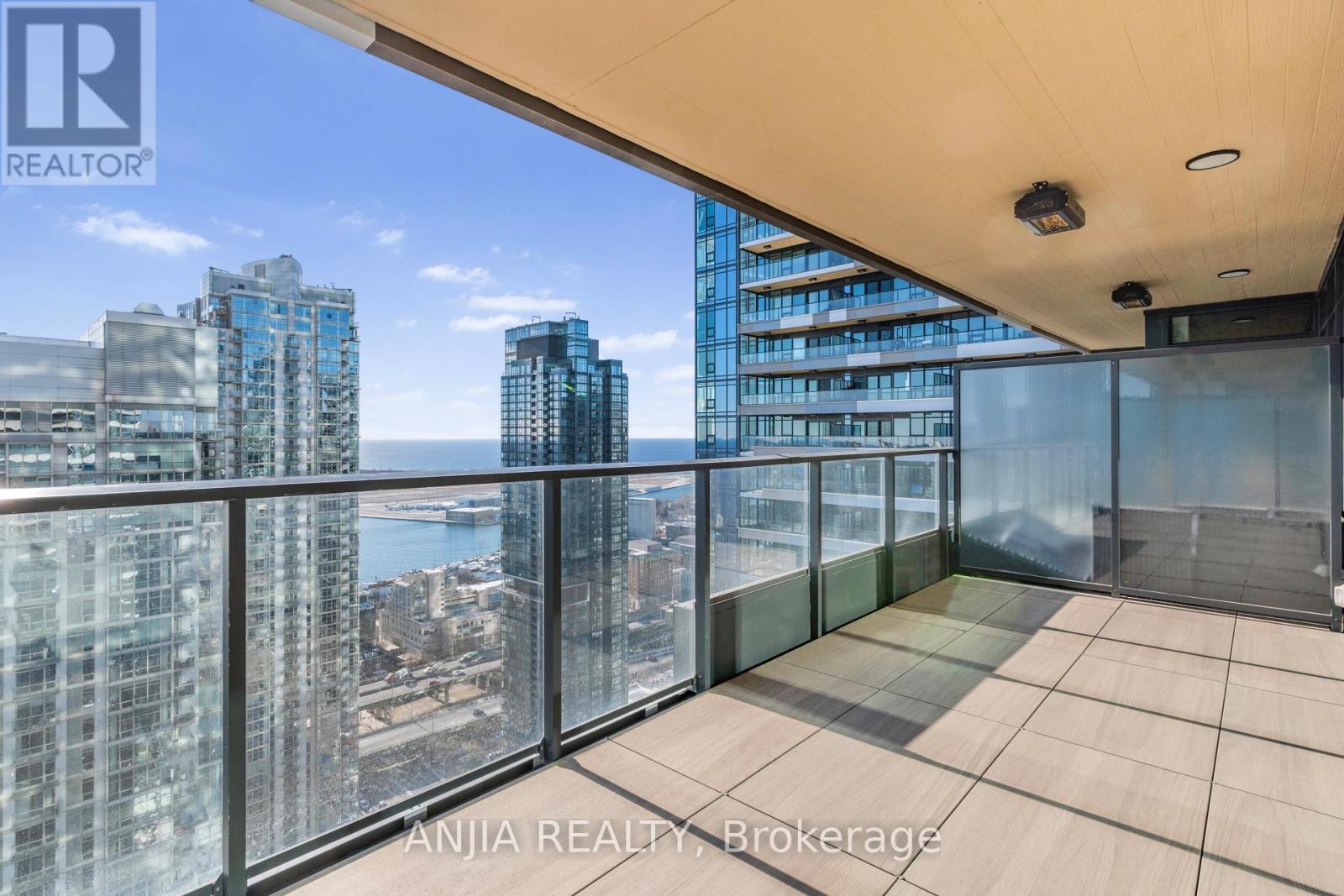 4108 - 1 Concord Cityplace Way, Toronto, Ontario M5V 0X3 - Photo 4 - C12632624