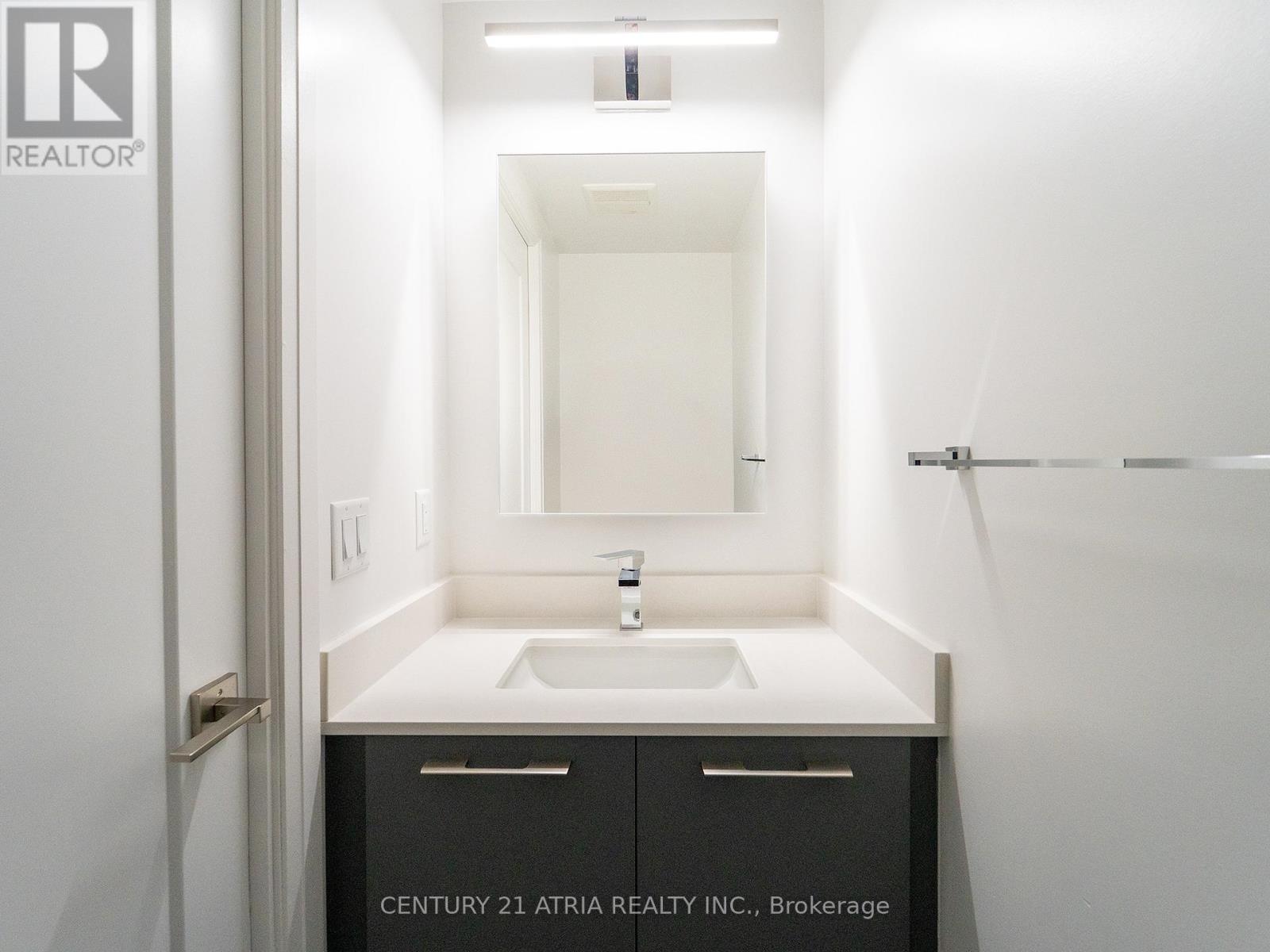 4610 - 8 Water Walk Drive, Markham, Ontario  L3R 6L4 - Photo 14 - N12632602